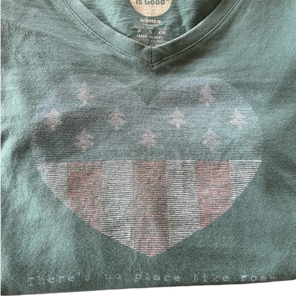 Life is Good Women’s Long Sleeved T Shirt Size Small
There’s No Place Like Roam - Picture 7 of 8